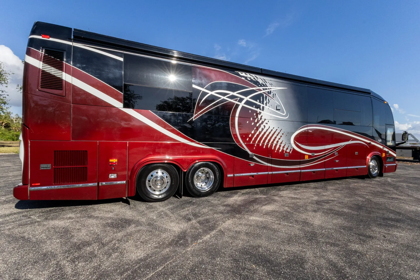 2009 Prevost Marathon H3-45