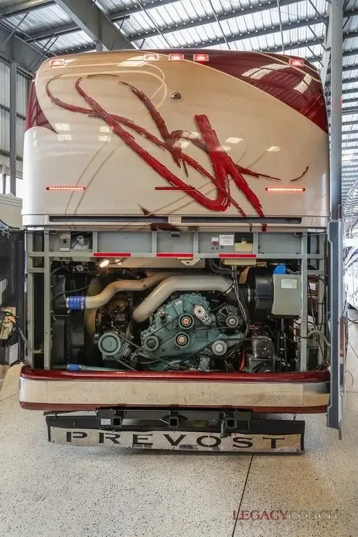 2001 Country Coach XLII Non-Slide