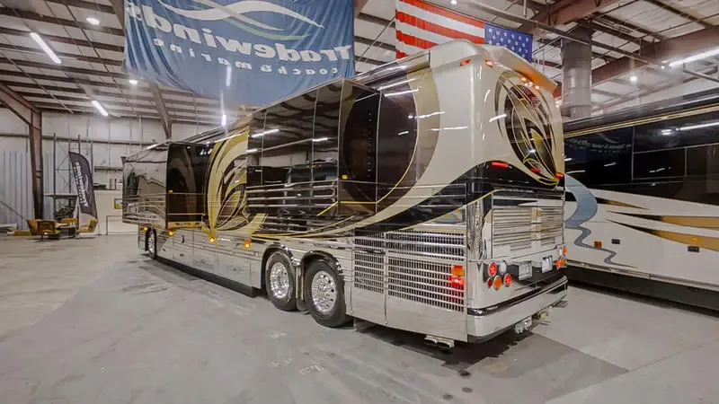 2007 Featherlite XLII – Double Slide