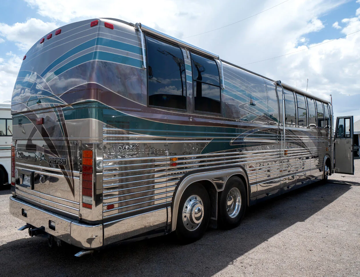 1996 Prevost Country Coach 40 XL