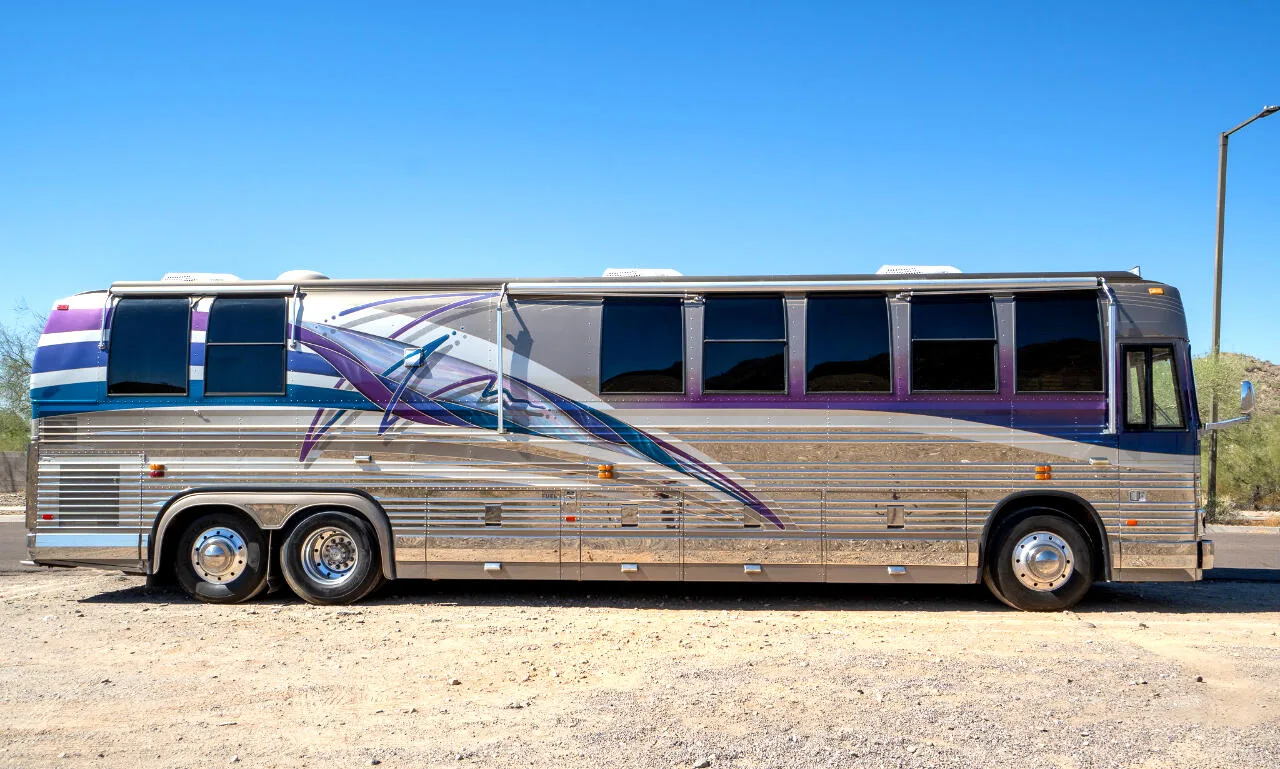 1997 Country Coach XL 40