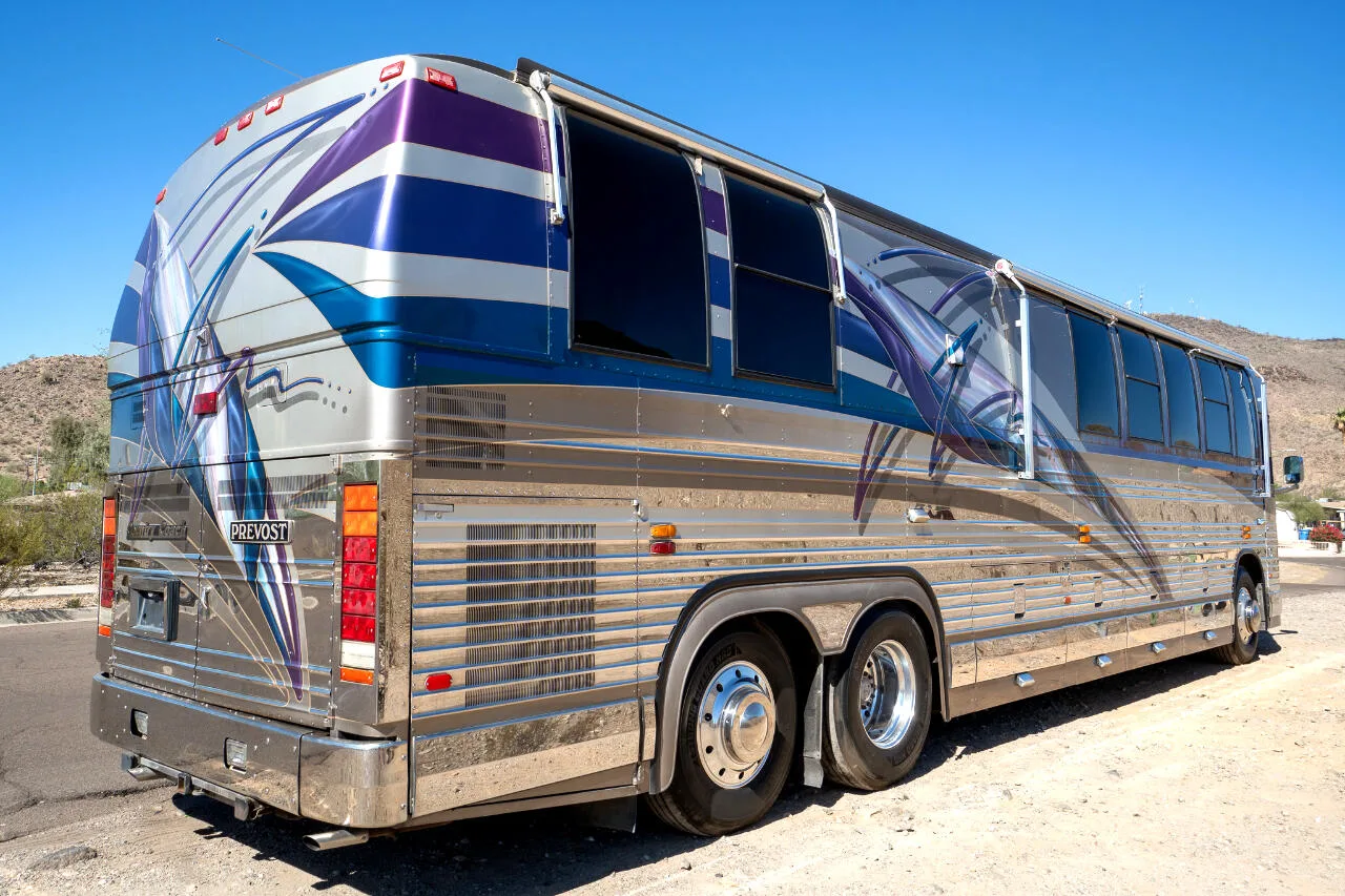 1997 Country Coach XL 40