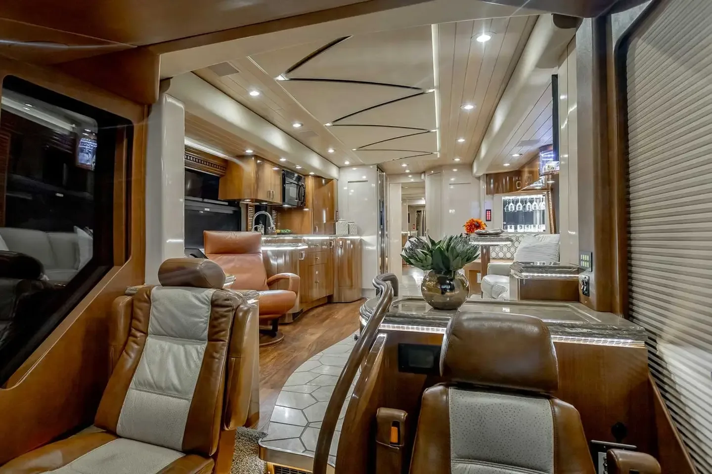 2009 Marathon H3-45 Double Slide