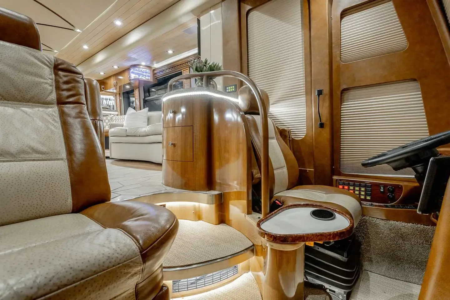 2009 Marathon H3-45 Double Slide