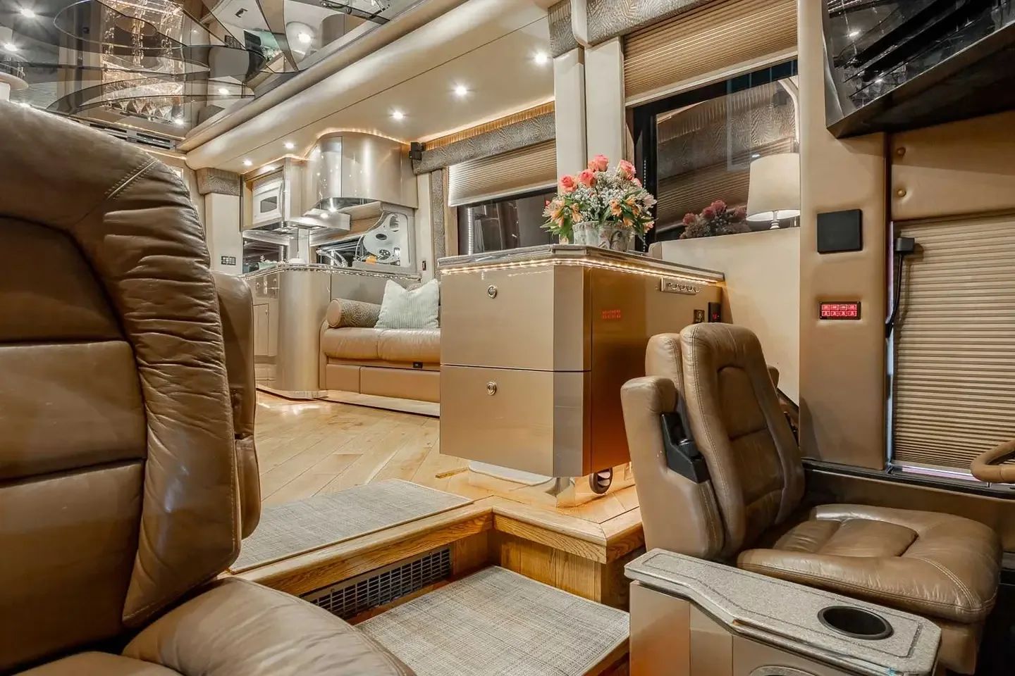 2007 Featherlite H3-45