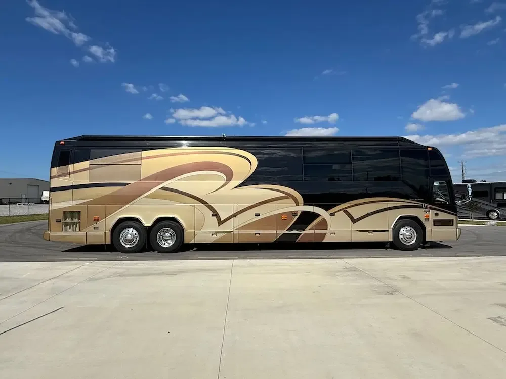 2008 Millennium H3-45 Double Slide