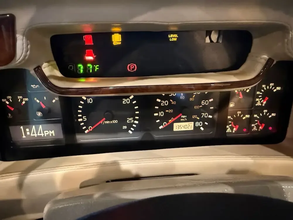 2008 Millenium H3-45 interior - photo 8 of 27