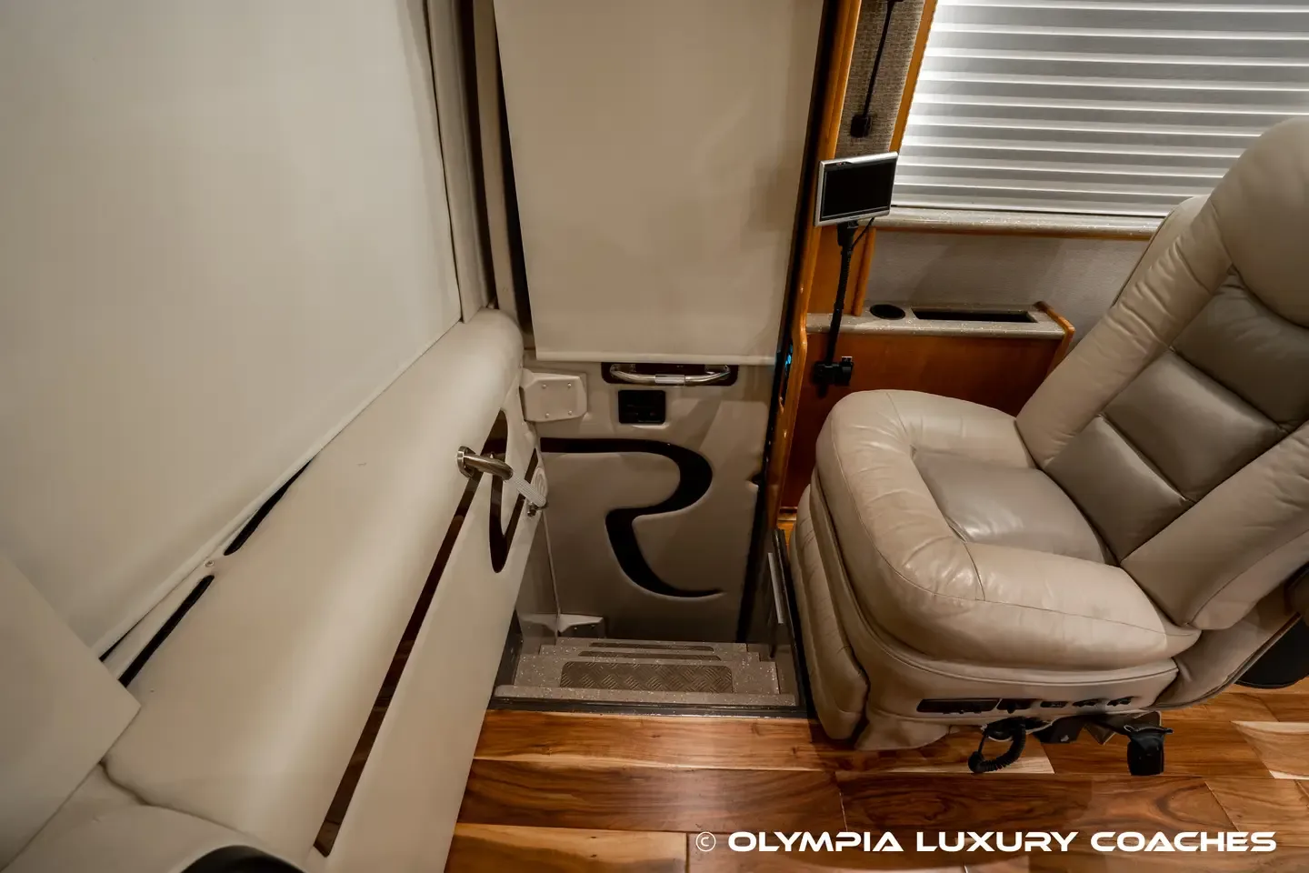 2004 Royale XLII Double Slide