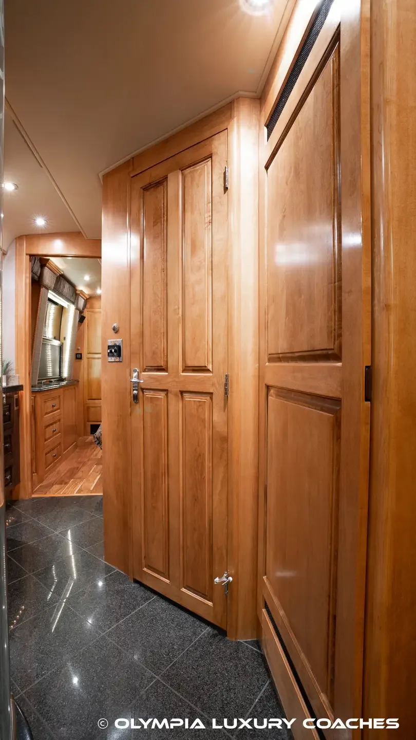 2004 Royale XLII Double Slide