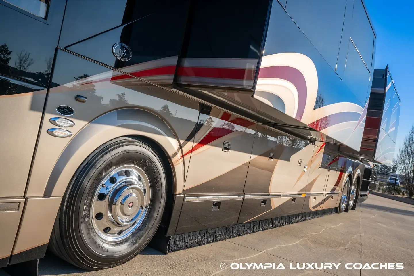 2016 Featherlite H3-45 : Double Slide