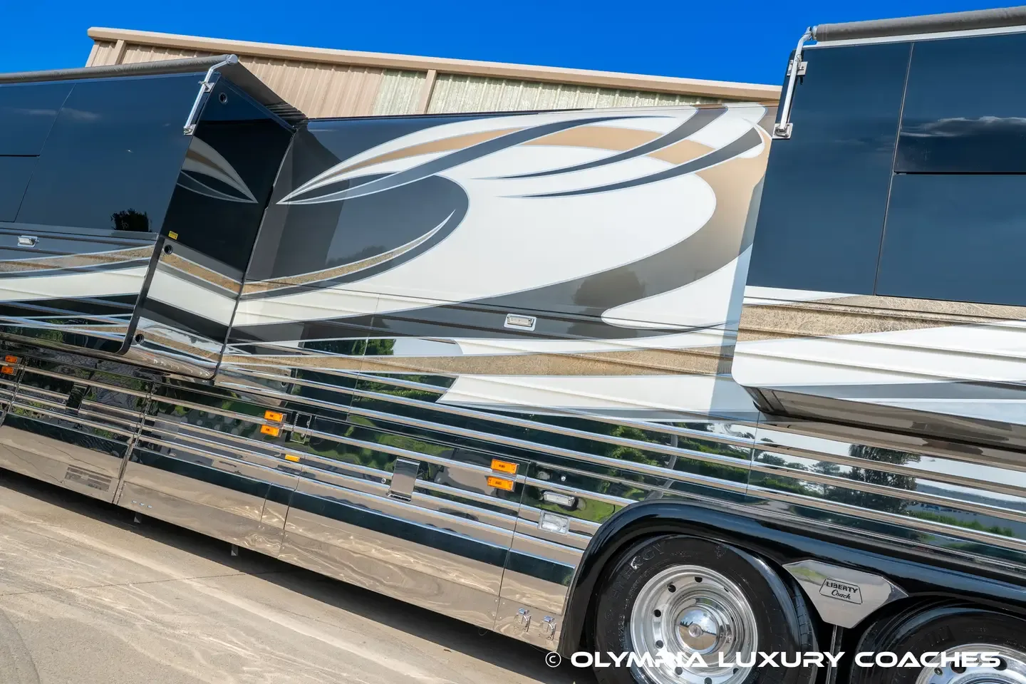 2004 Liberty XLII : Double Slide