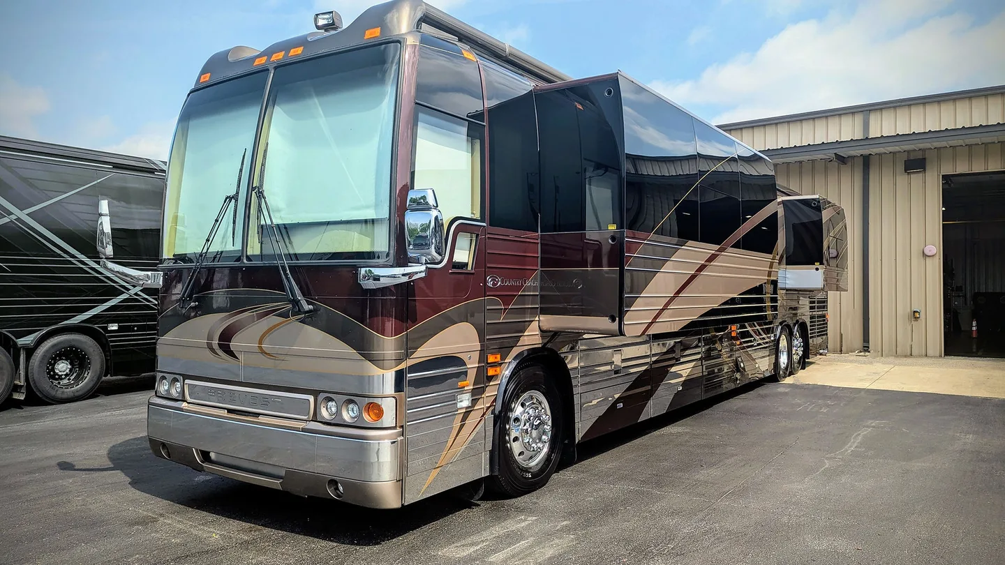 2005 Country Coach XLII Prevost motorcoach exterior - DOUBLE SLIDE, 177,000 miles