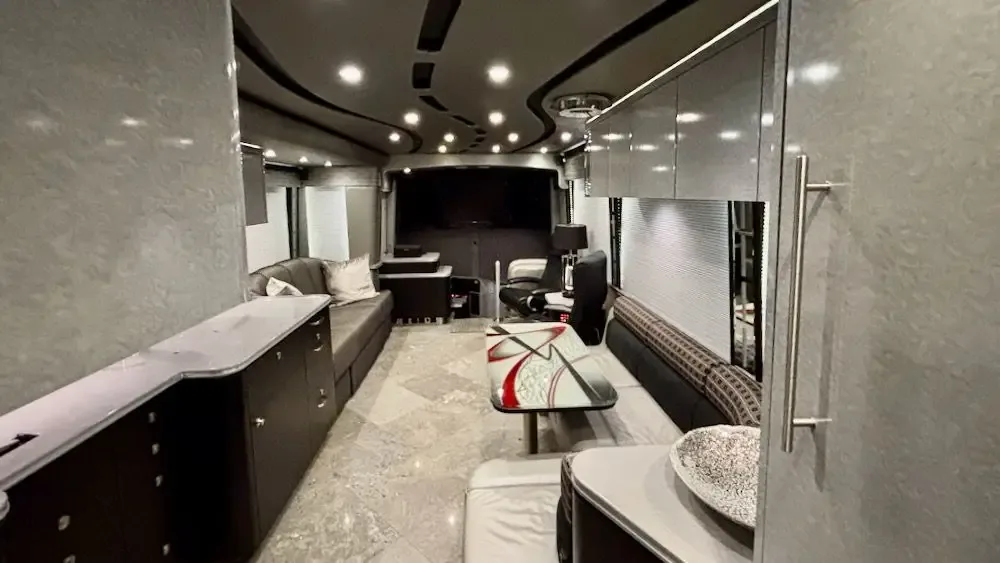2009 Vantare H3-45