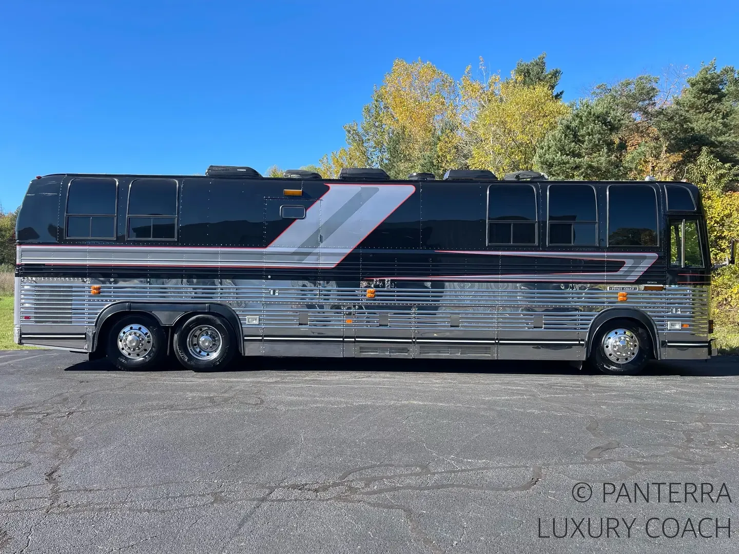 1990 Prevost American Coach XL 40′