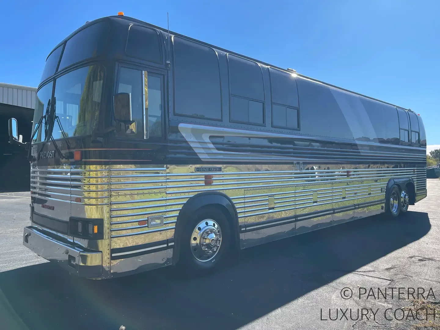 1990 Prevost American Coach XL 40′