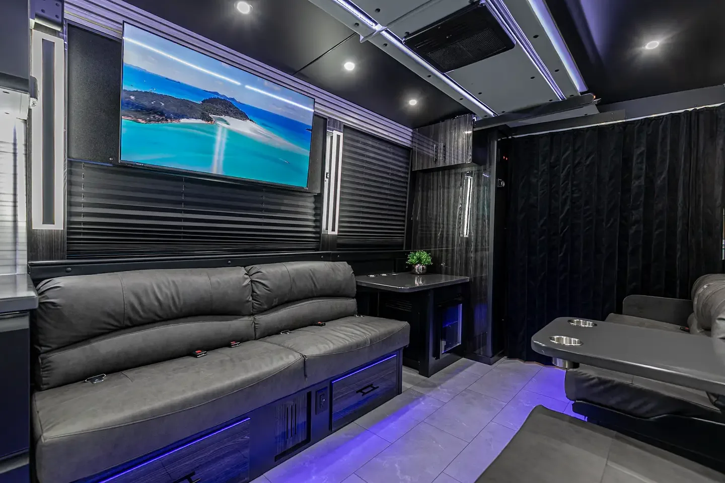 2026 NIX Coach Interiors 12 bunk entertainer with shower