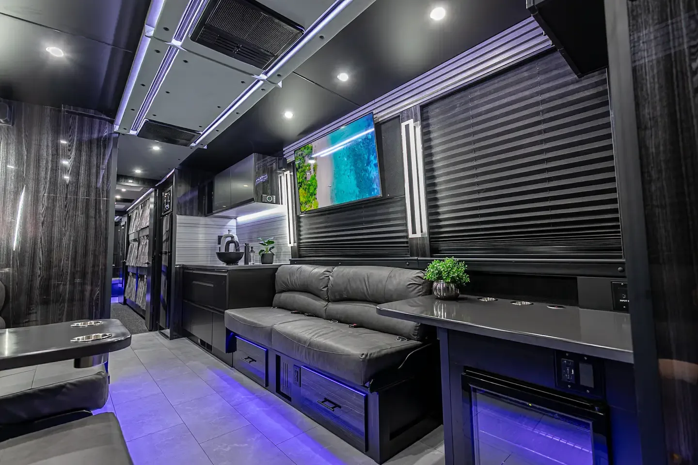 2026 NIX Coach Interiors 12 bunk entertainer with shower