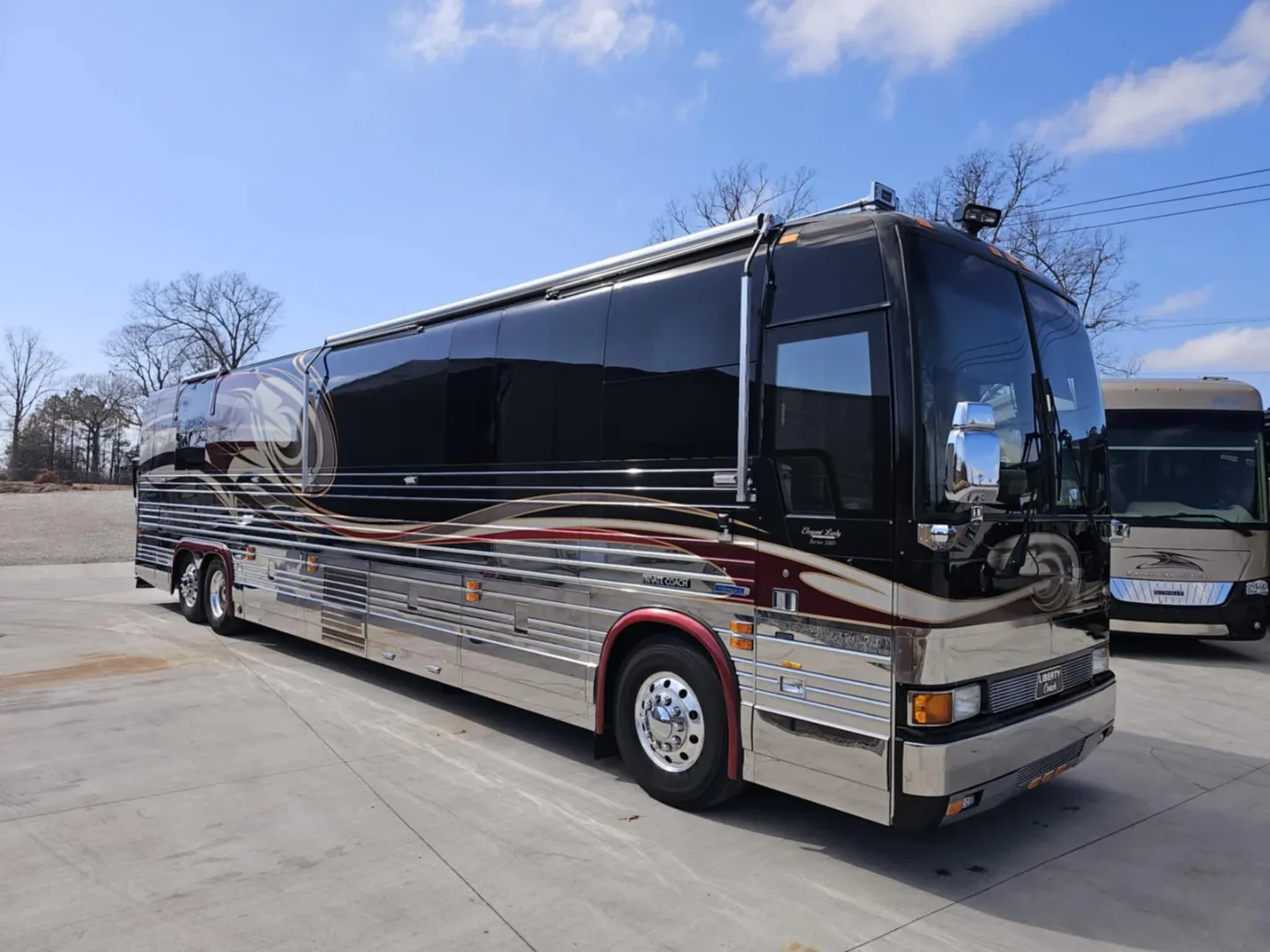 2005 Liberty XLII Prevost motorcoach exterior - DOUBLE SLIDE, 126,000 miles
