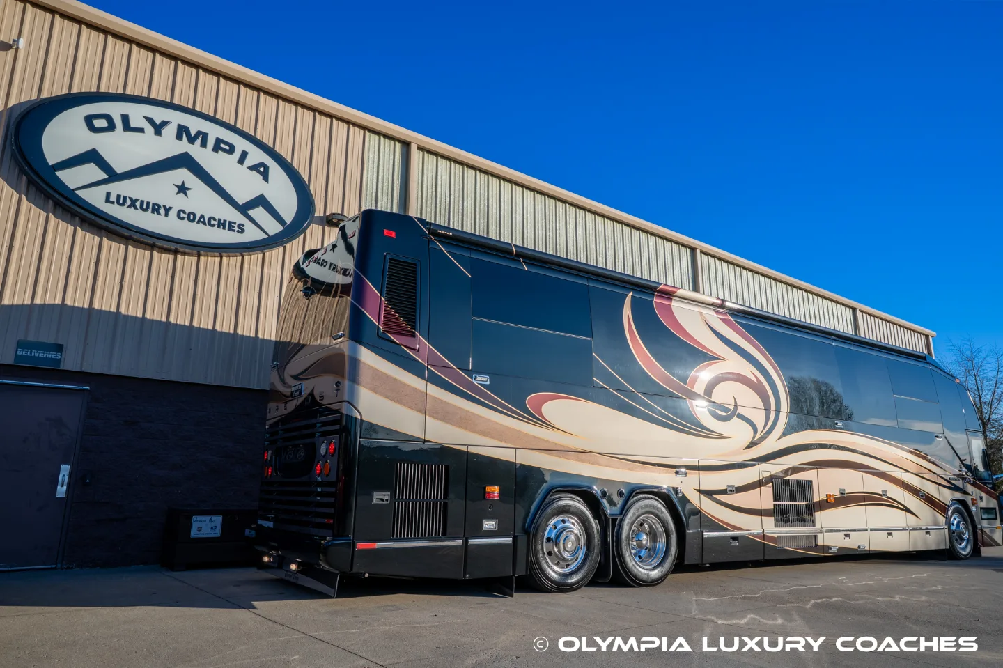 2009 Liberty H3-45 interior - photo 5 of 46