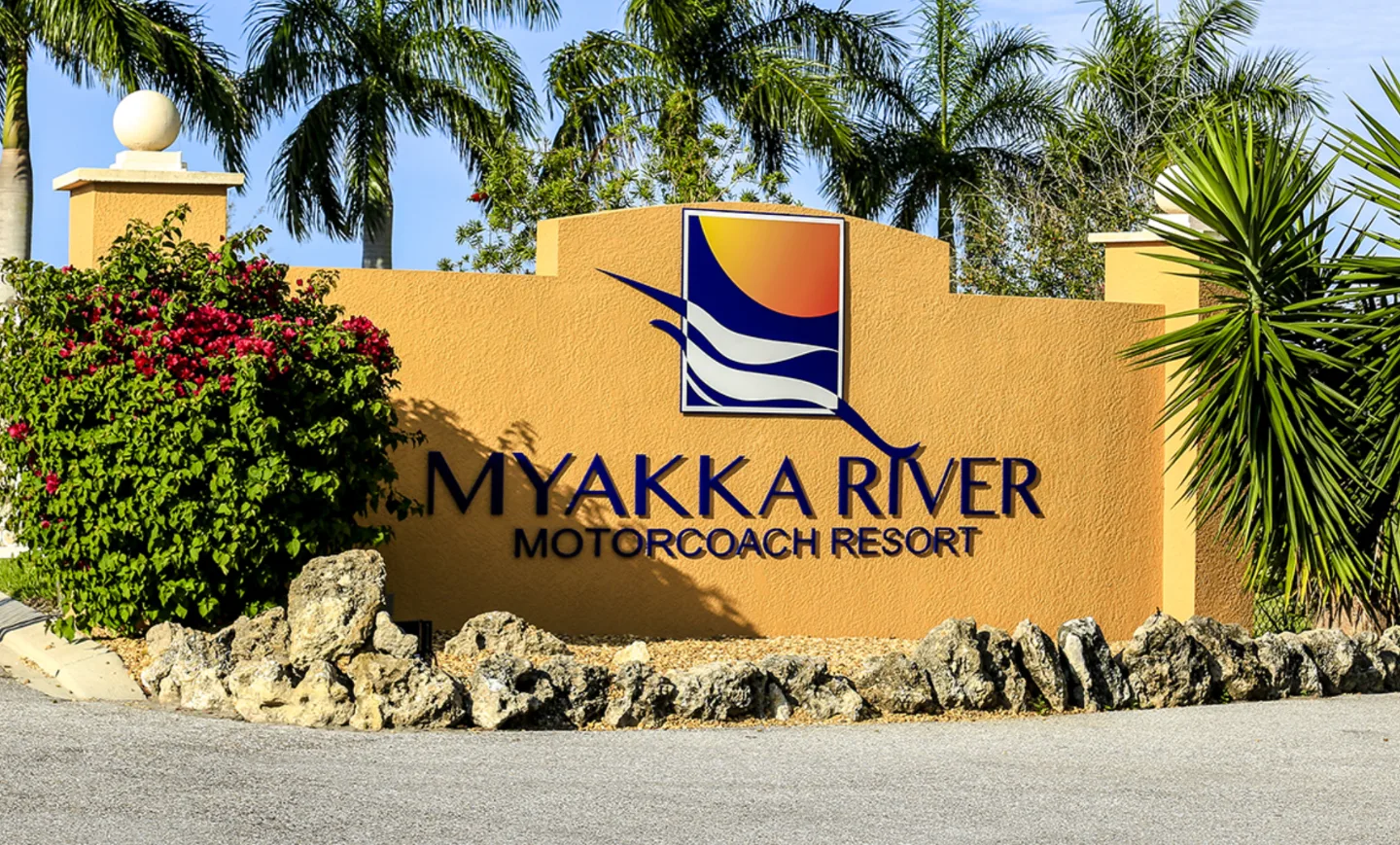 Myakka River Motorcoach Resort luxury RV resort in Englewood, Florida