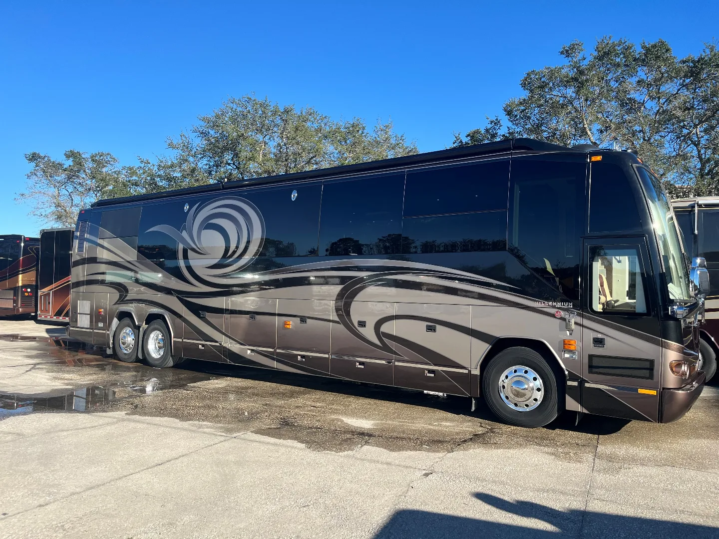 2009 Millennium H3-45 DS