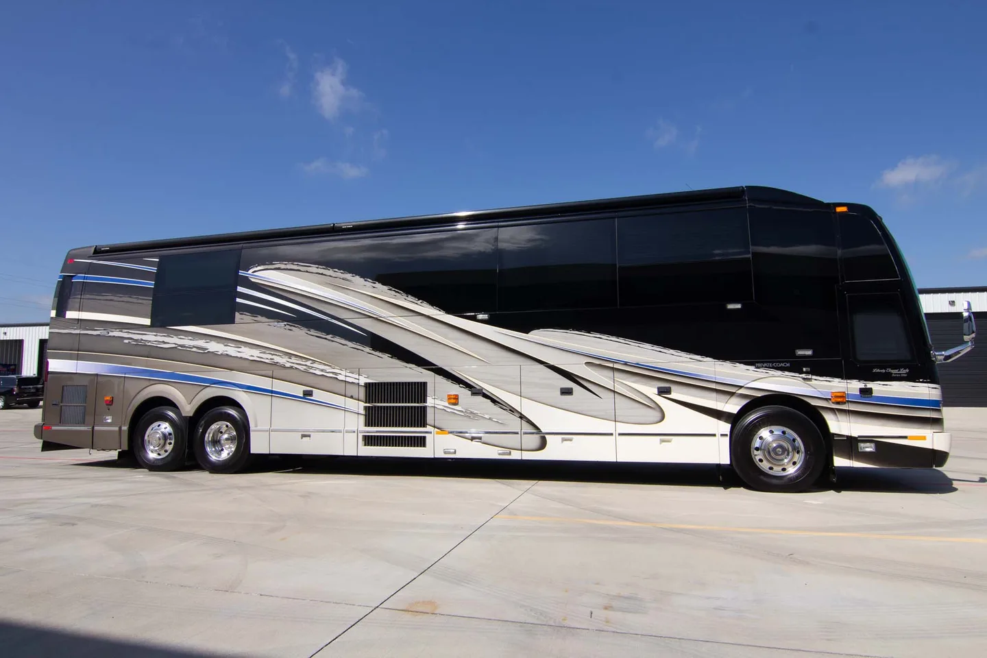 2016 Prevost Liberty Elegant Lady H3-45 DS