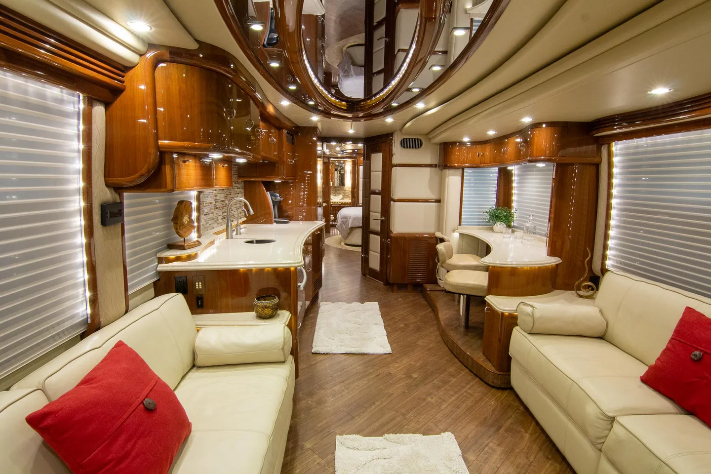 2012 Liberty H3-45 interior - photo 2 of 61