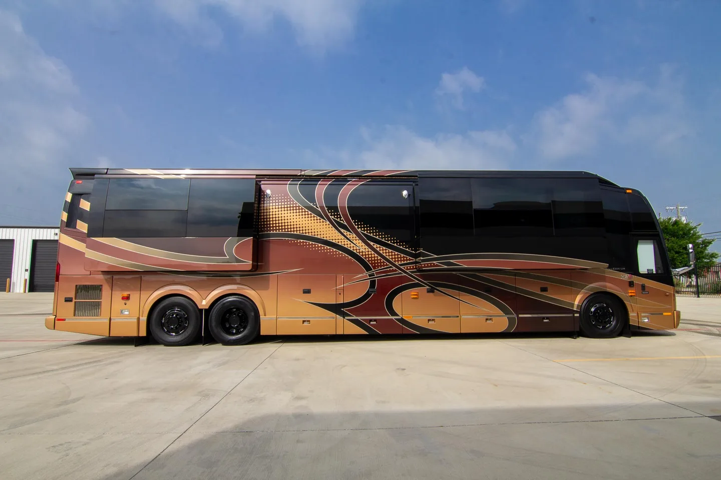 2017 Millennium H3-45 QS