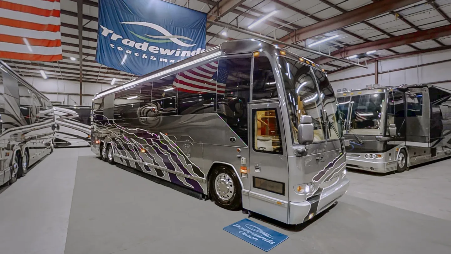 2010 Featherlite H3-45 : Double Slide
