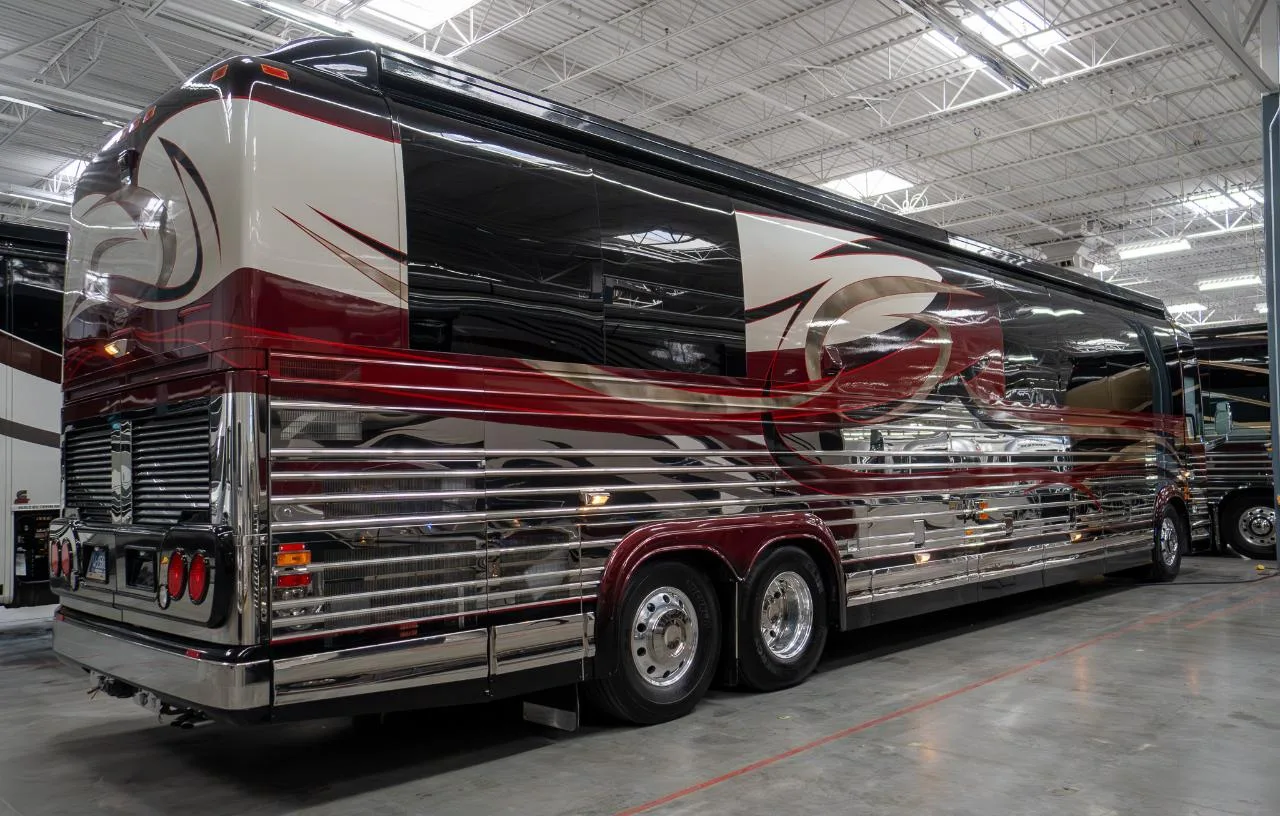 2008 Prevost Marathon XLII