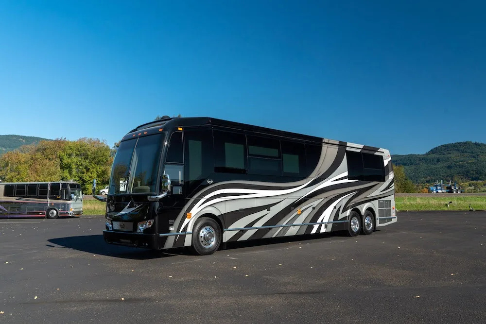 2020 Marathon H3-45 Prevost motorcoach exterior - DOUBLE SLIDE, 0 miles