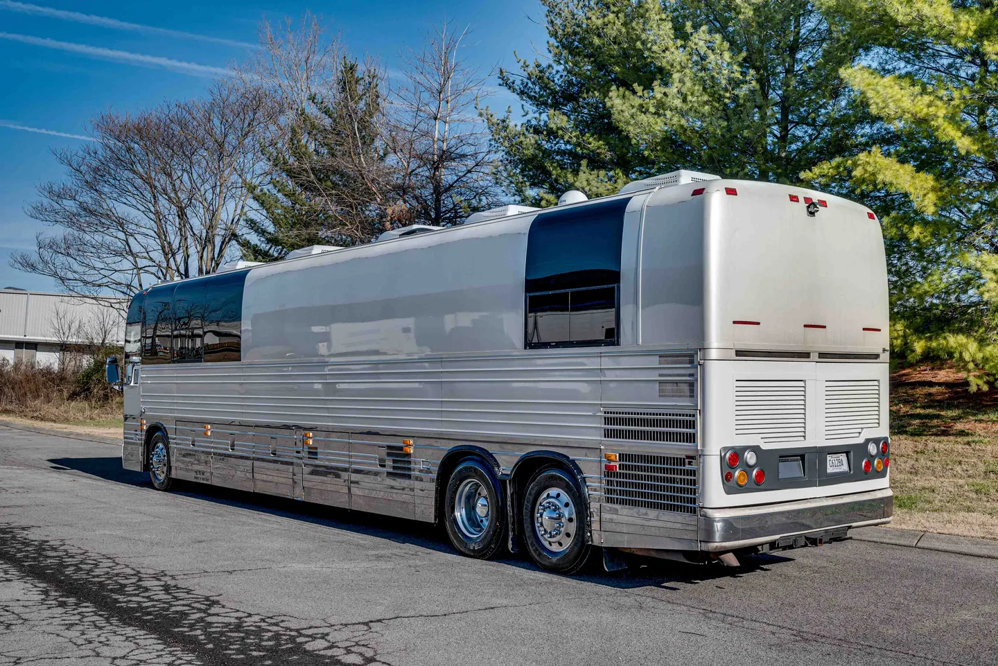 2001 OTHER XLII interior - photo 4 of 42