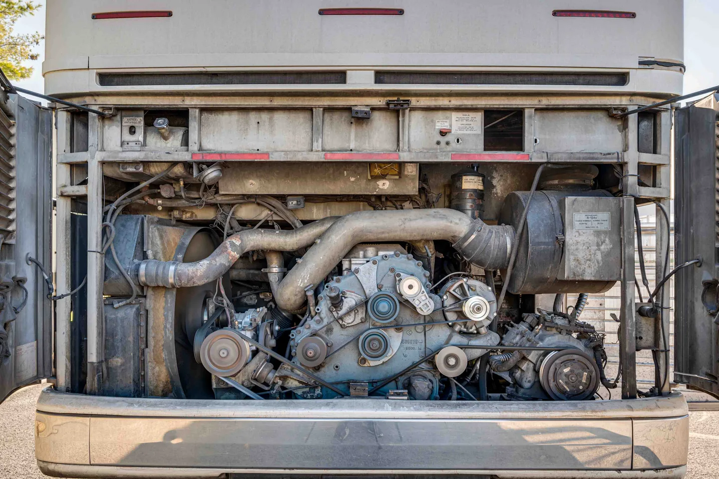 2001 OTHER XLII interior - photo 6 of 42