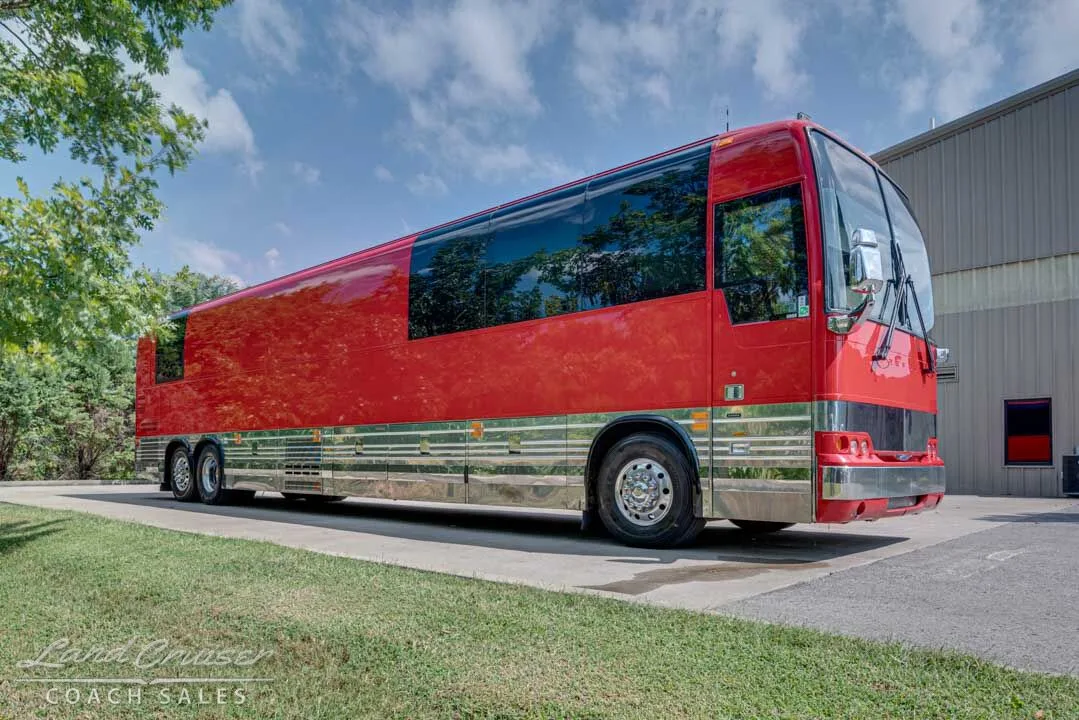 2012 Prevost XLII