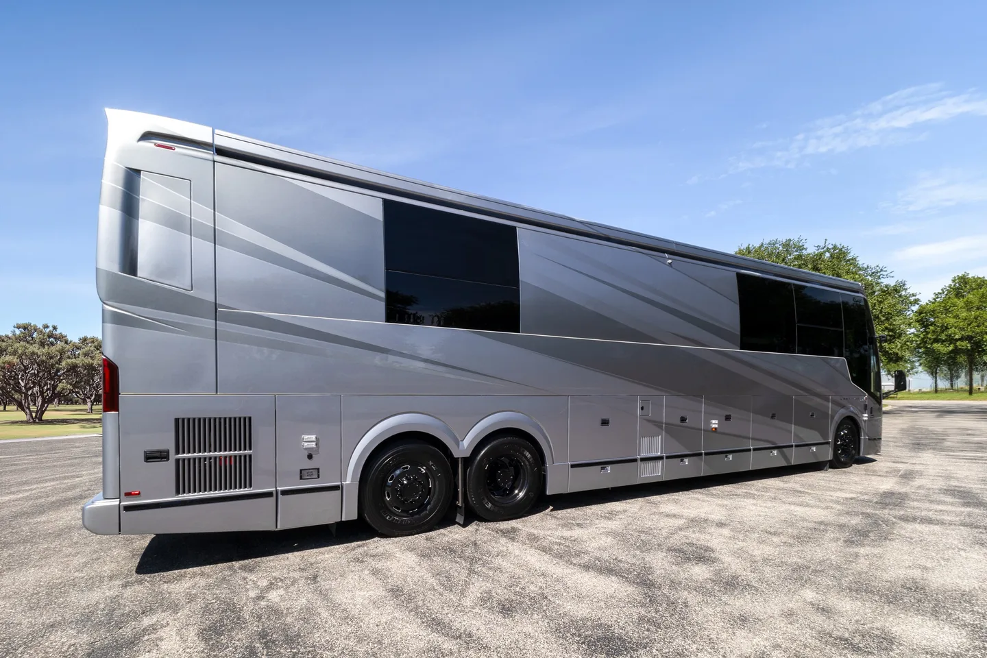 2027 Prevost Loki H3 45 Double Slide