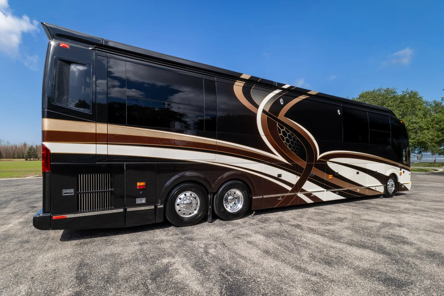2015 Millennium H3-45 - Triple Slide