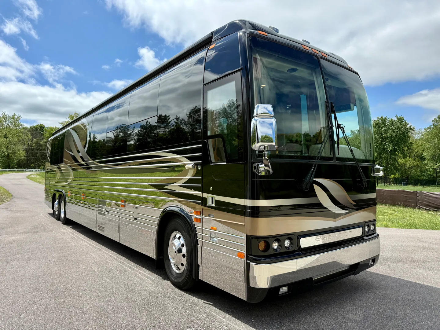 2005 Royale XLII Double Slide