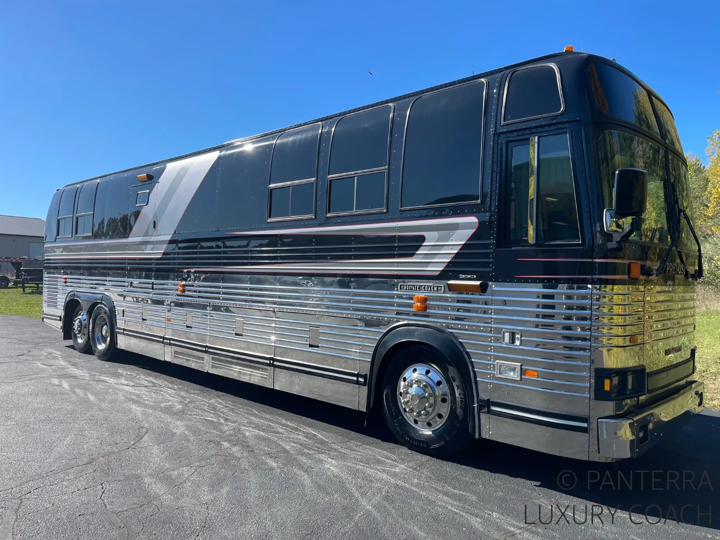 1990 American Coach XL Prevost motorcoach exterior - NON SLIDE, 123,436 miles