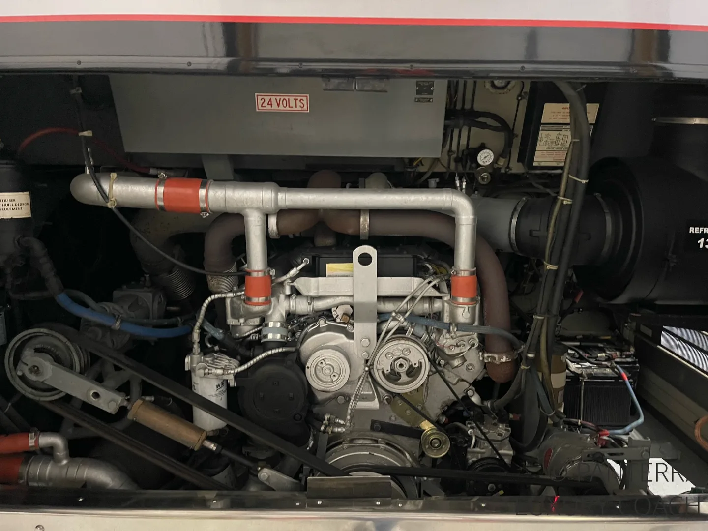 1990 American Coach XL interior - photo 5 of 56