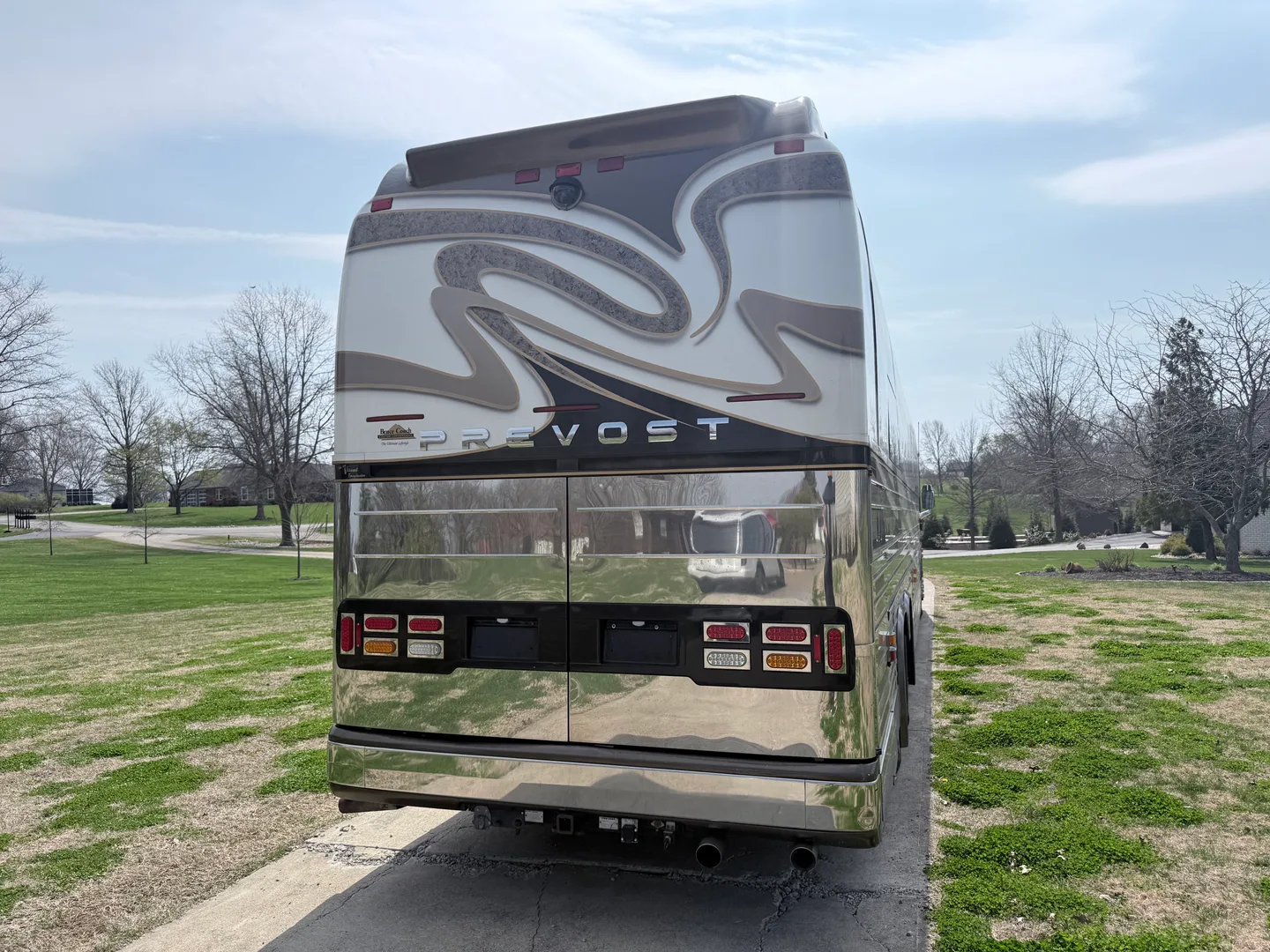 2004 Prevost Bruce XLII- DS
