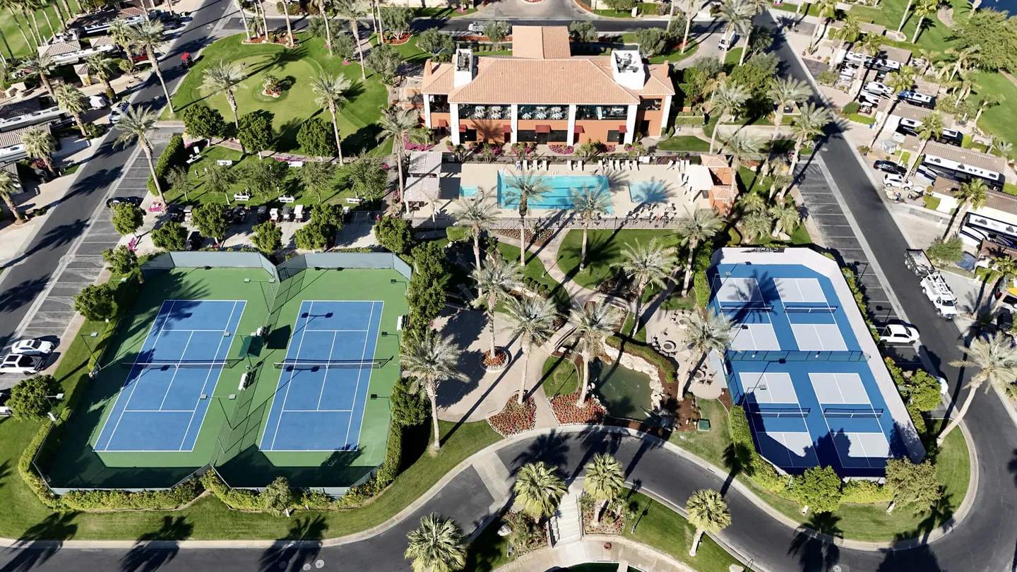 Motorcoach Country Club - photo 3 of 8