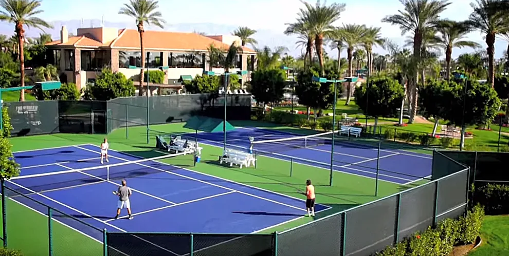 Motorcoach Country Club - photo 7 of 8