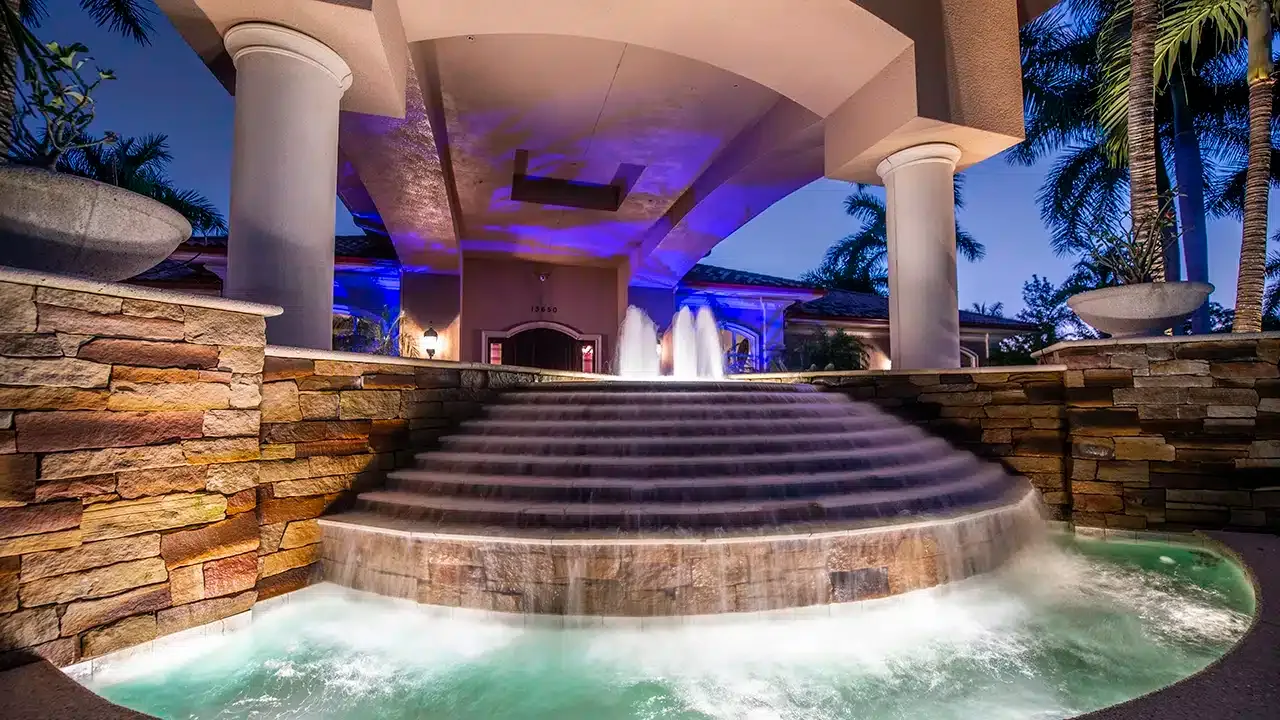 Naples Motorcoach Resort - photo 6 of 10