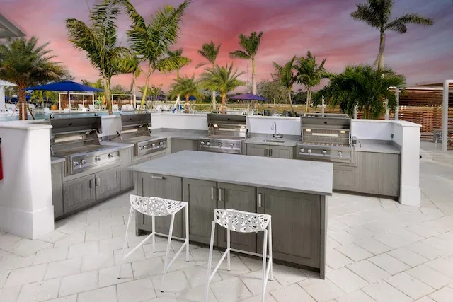 Olde Florida Motorcoach & RV Resort - photo 7 of 8