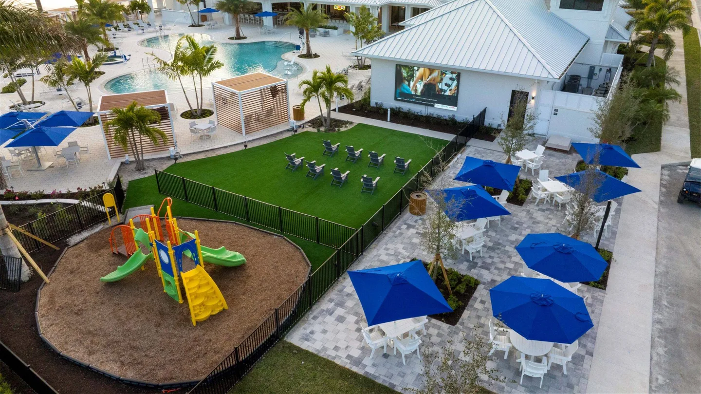 Olde Florida Motorcoach & RV Resort - photo 8 of 8