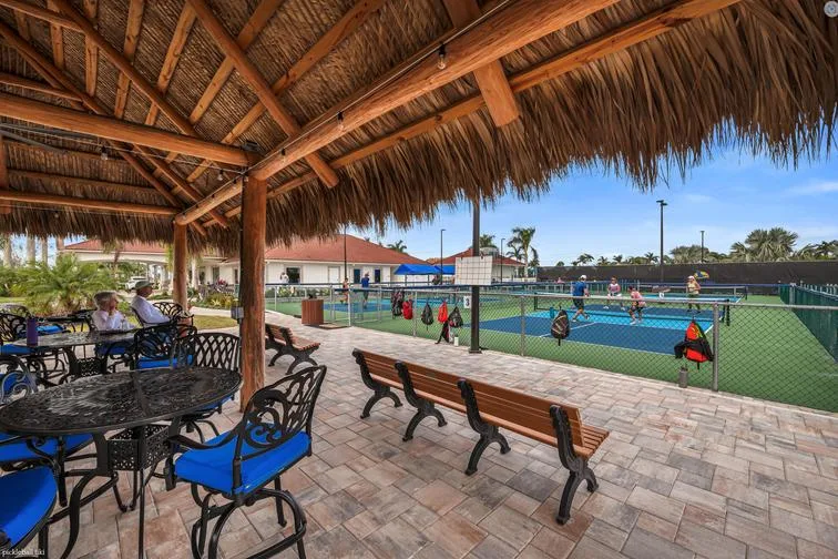 Pelican Lake Motorcoach Resort - photo 2 of 11