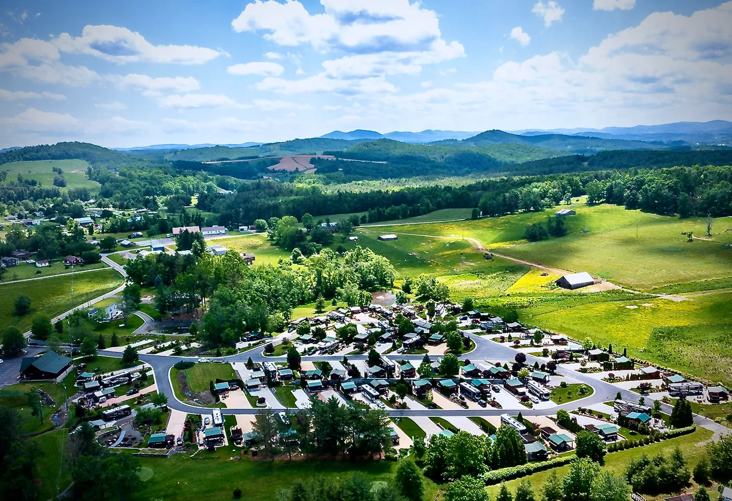 Deer Creek Motorcoach Resort luxury RV resort in Galax, Virginia
