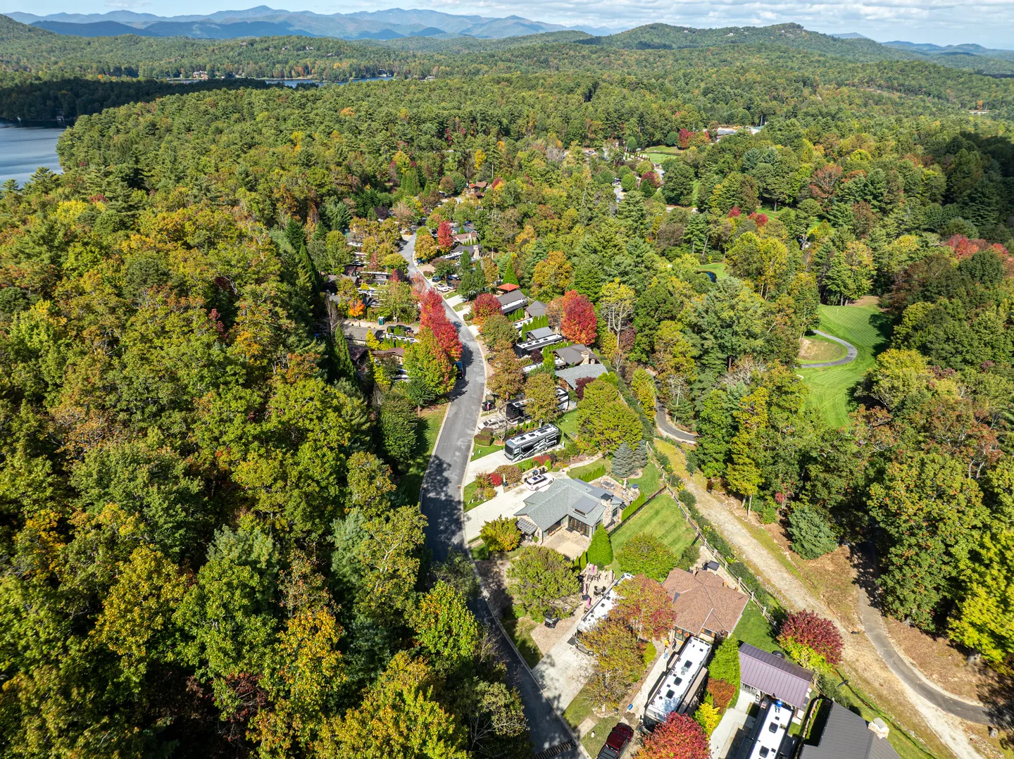 Mountain Falls Luxury Motorcoach Resort - photo 3 of 10