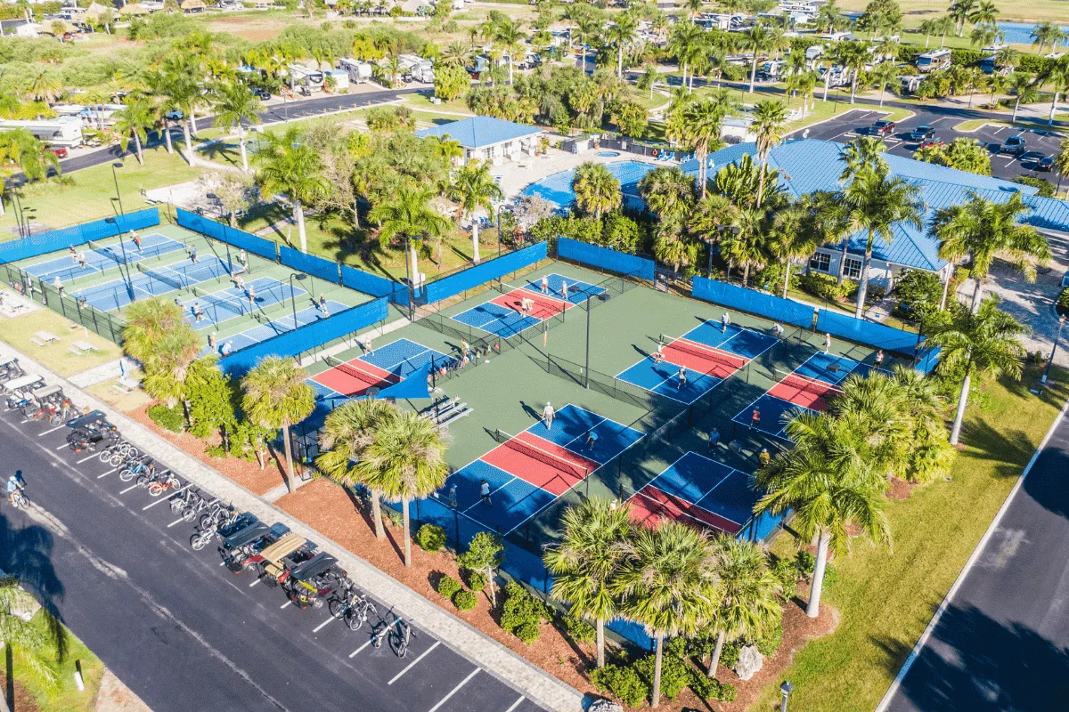 Silver Palms RV Resort - photo 3 of 13